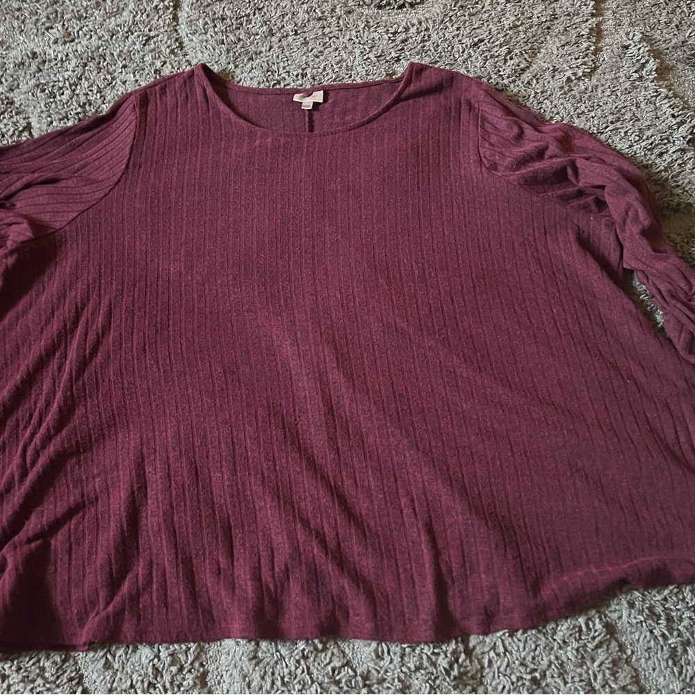 Avenue Women's Burgundy‎ Ribbed 3/4 Sleeve Top Size 30/32